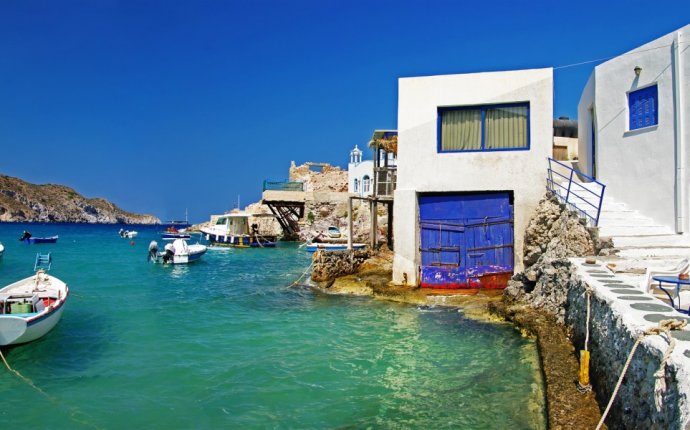 Athens - Milos - Naxos - Fantasy Travel Greece