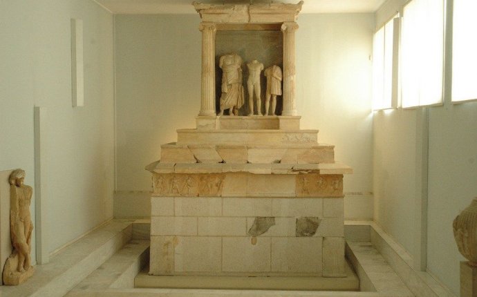 Attractions near Cruise Port: Attractions in Athens