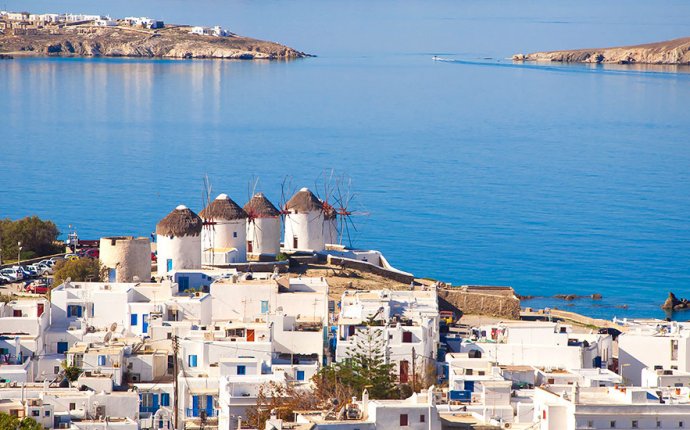 Bookmarks 100 : 4 Popular Holiday Destinations in Greece