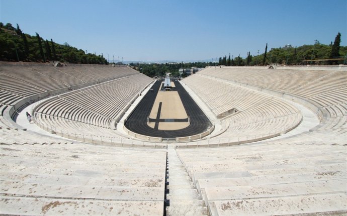 Hanging out in a Greek Olympic Stadium (a really old one) | DC