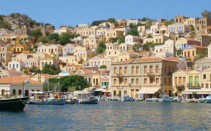 Simi island: Travel guide, Holiday planner - Greeka.com