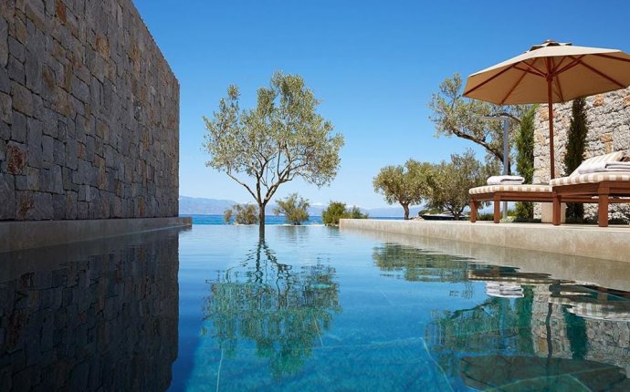 The 19 best Greek islands