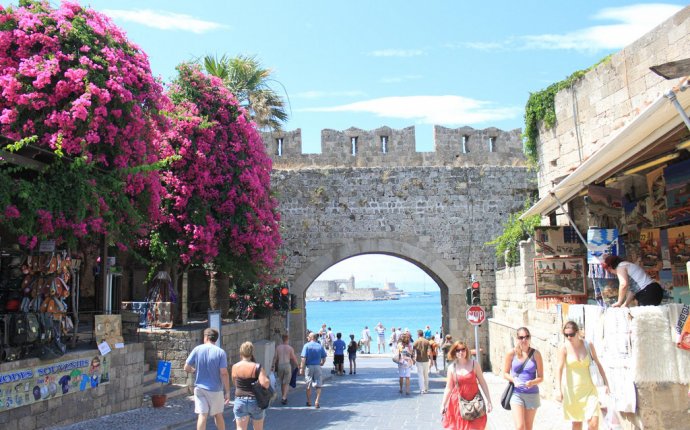 Top 10 Restaurants In Rhodes, Greece