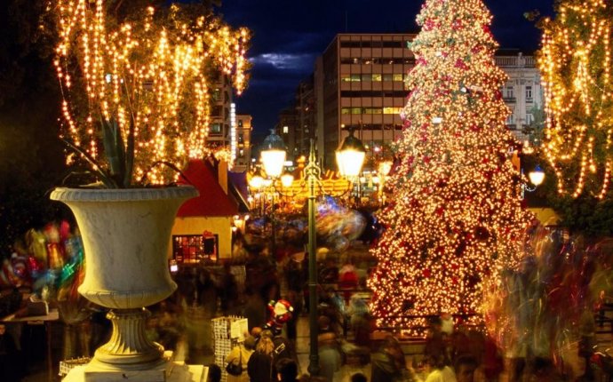 Traveling to Greece in December and January