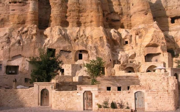 Yunak Evleri is a 5-star hotel built into ancient Turkish caves
