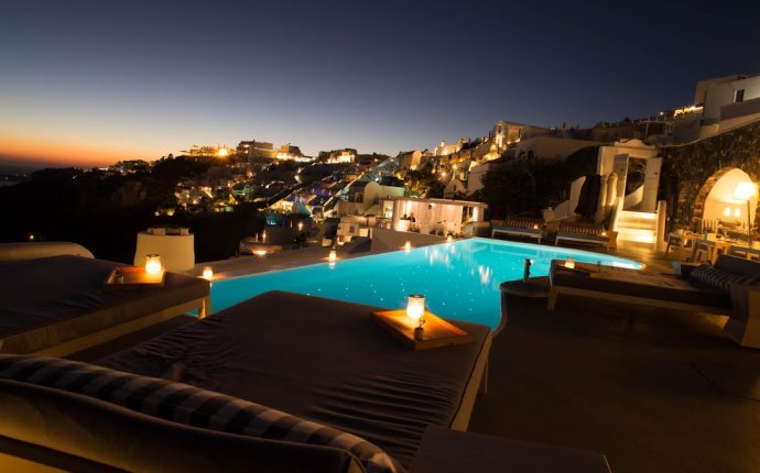 Hotels on the Beach in Santorini Greece
