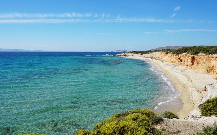 Best beaches in Naxos Greece