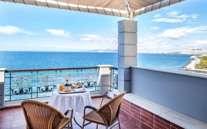 Coral Hotel Greece