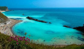 Picture of Lulworth Cove beach in Dorset in summer